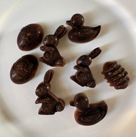 Faux "chocolates" - peanut butter and carob