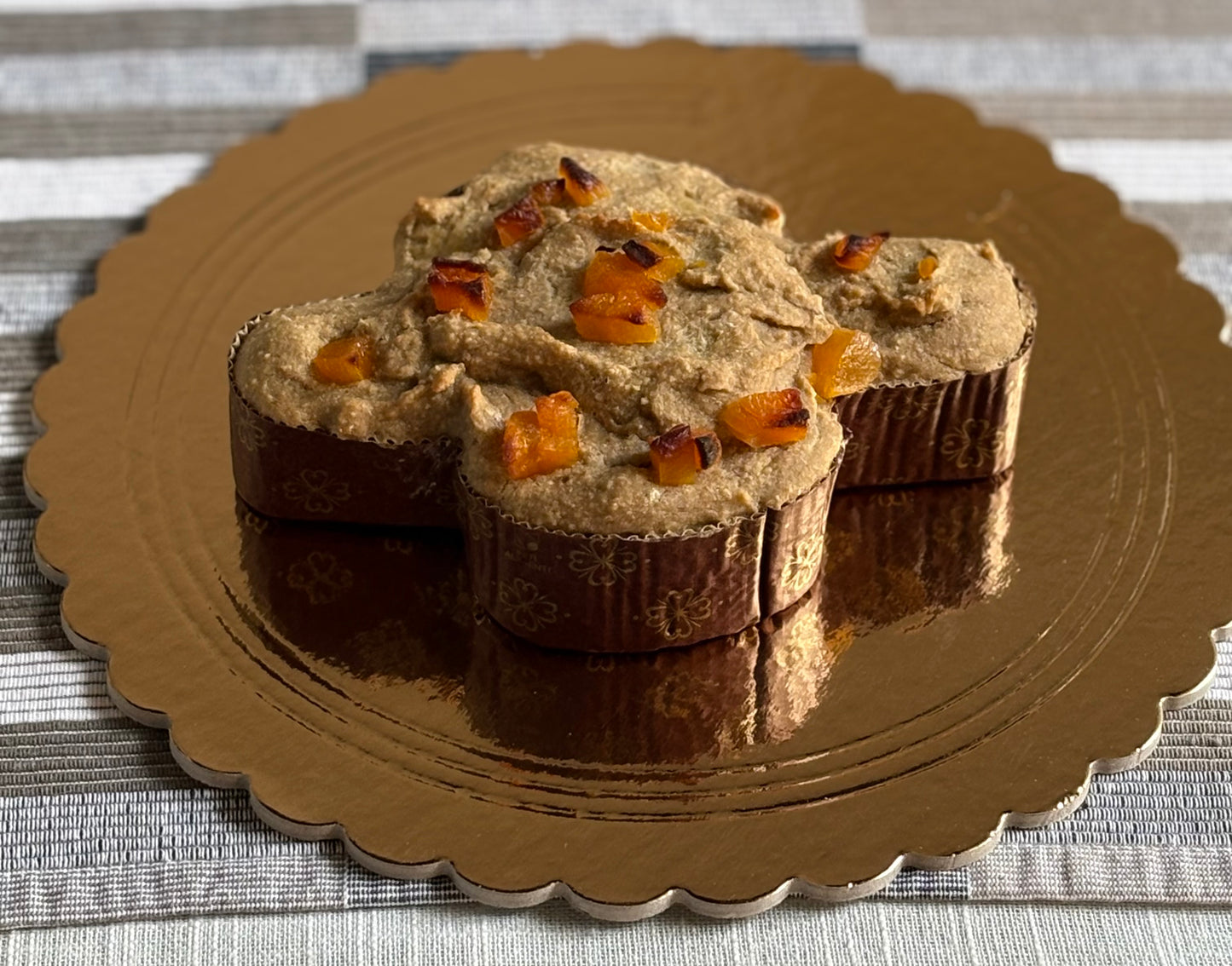Apricot Colomba
